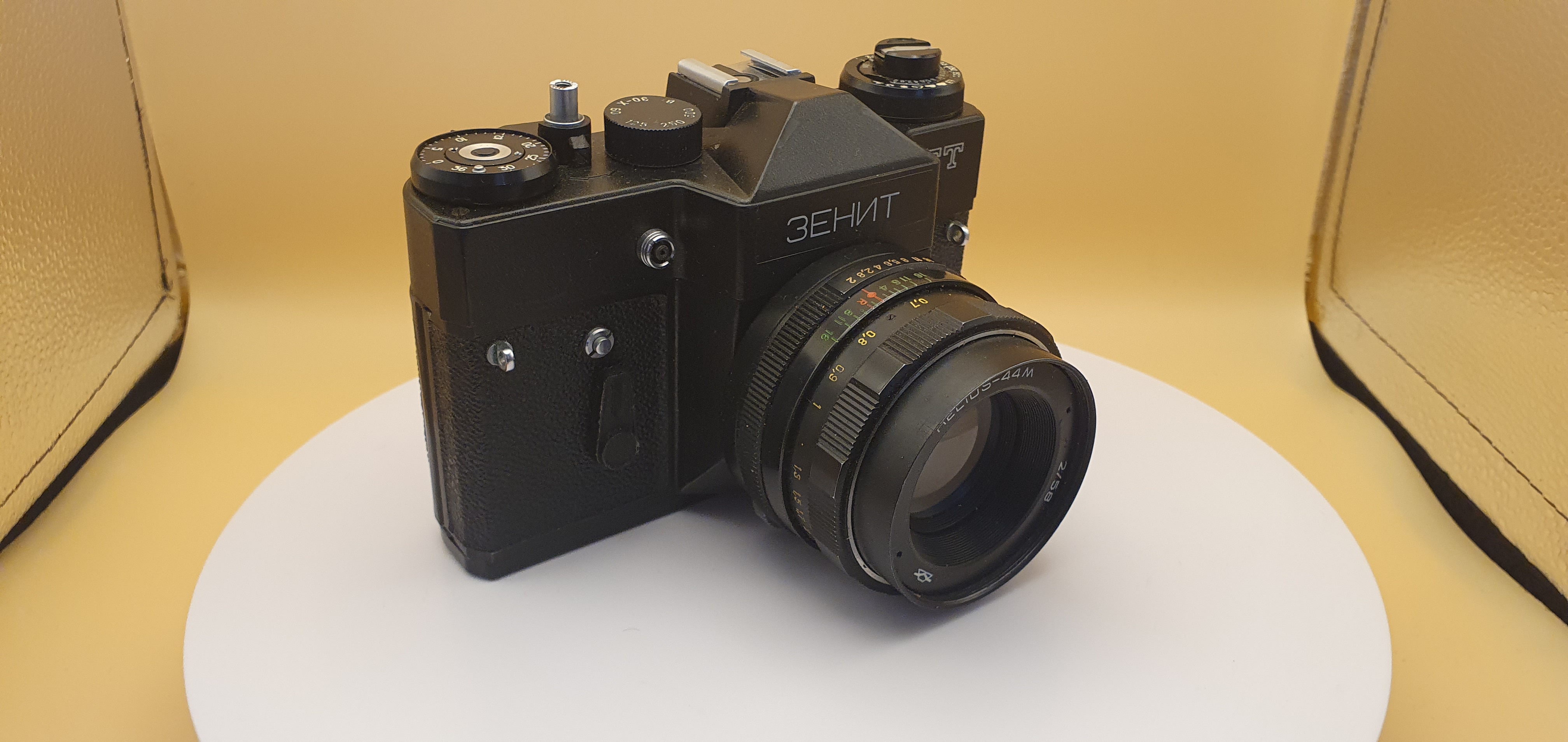 Фотоаппарат плёночный Зенит ЕТ - 9