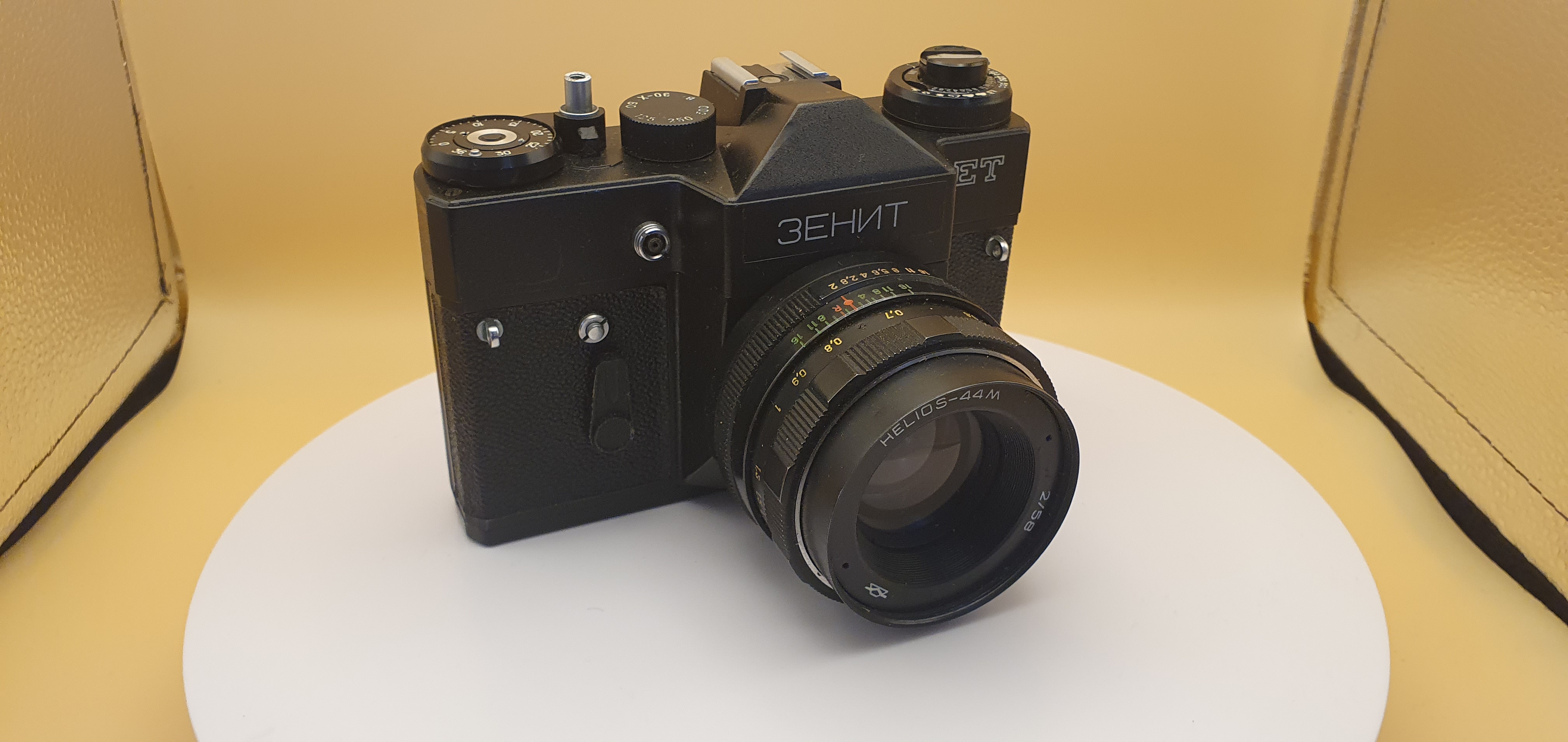 Фотоаппарат плёночный Зенит ЕТ - 10