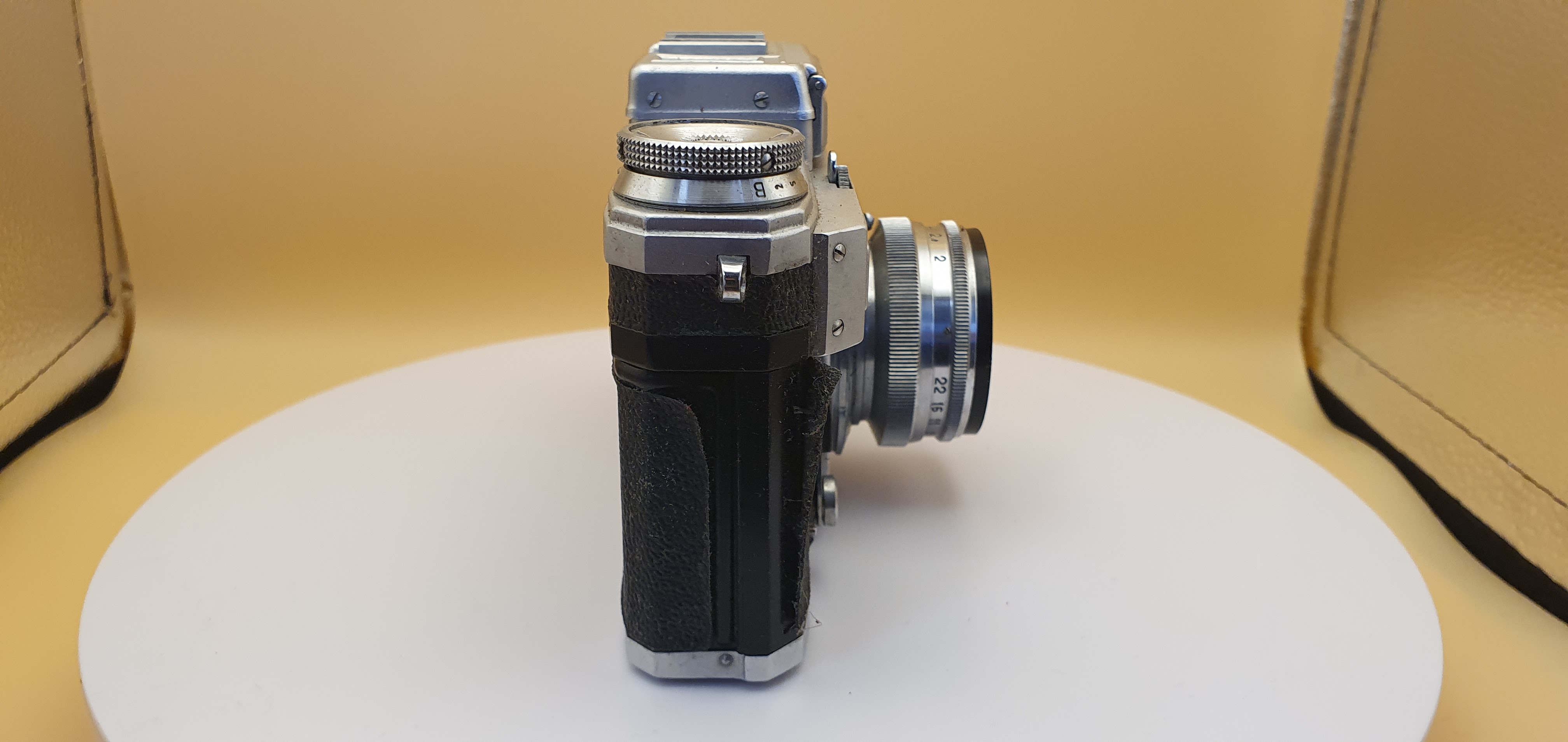 Фотоаппарат плёночный Киев 4 - 8