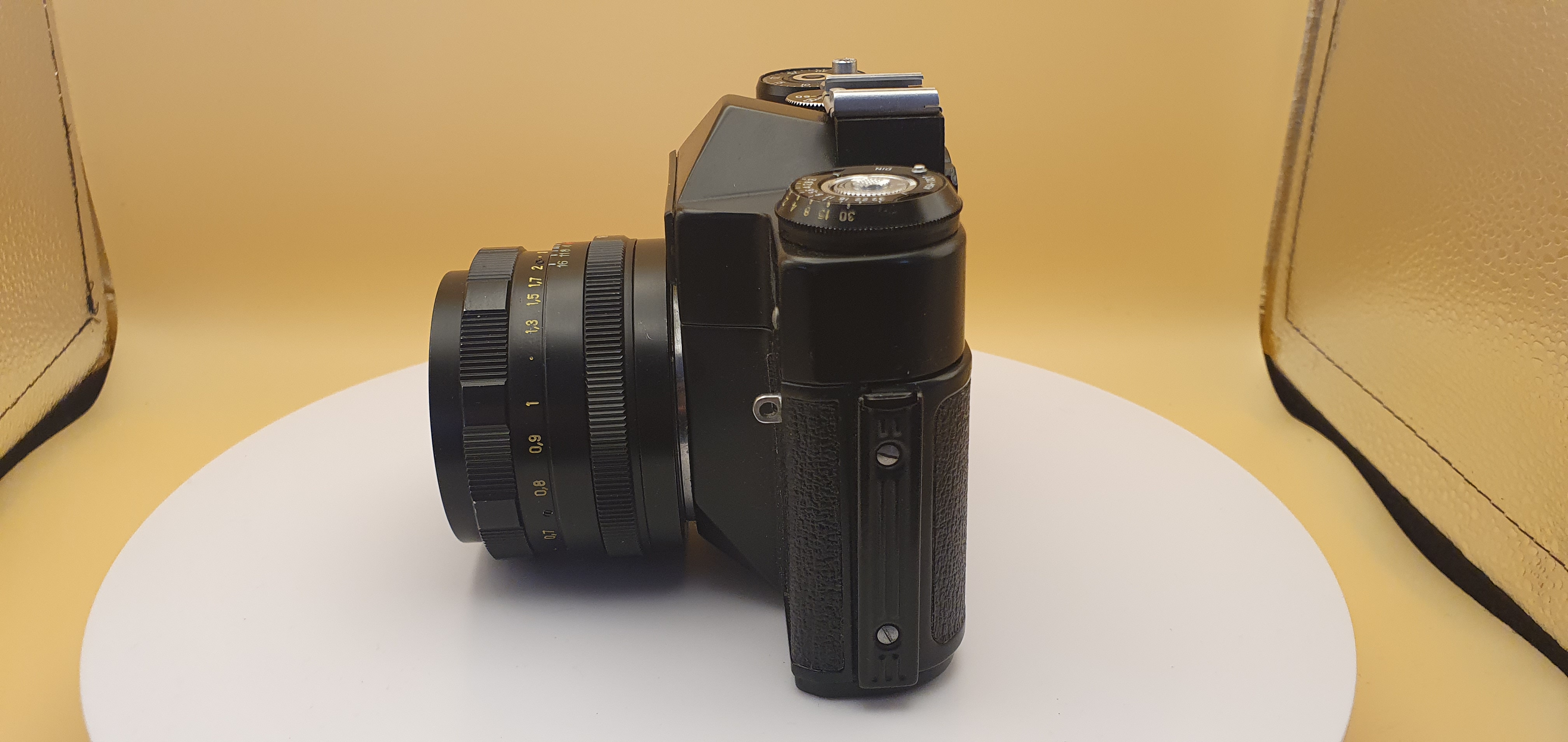 Фотоаппарат плёночный Зенит ЕМ - 4