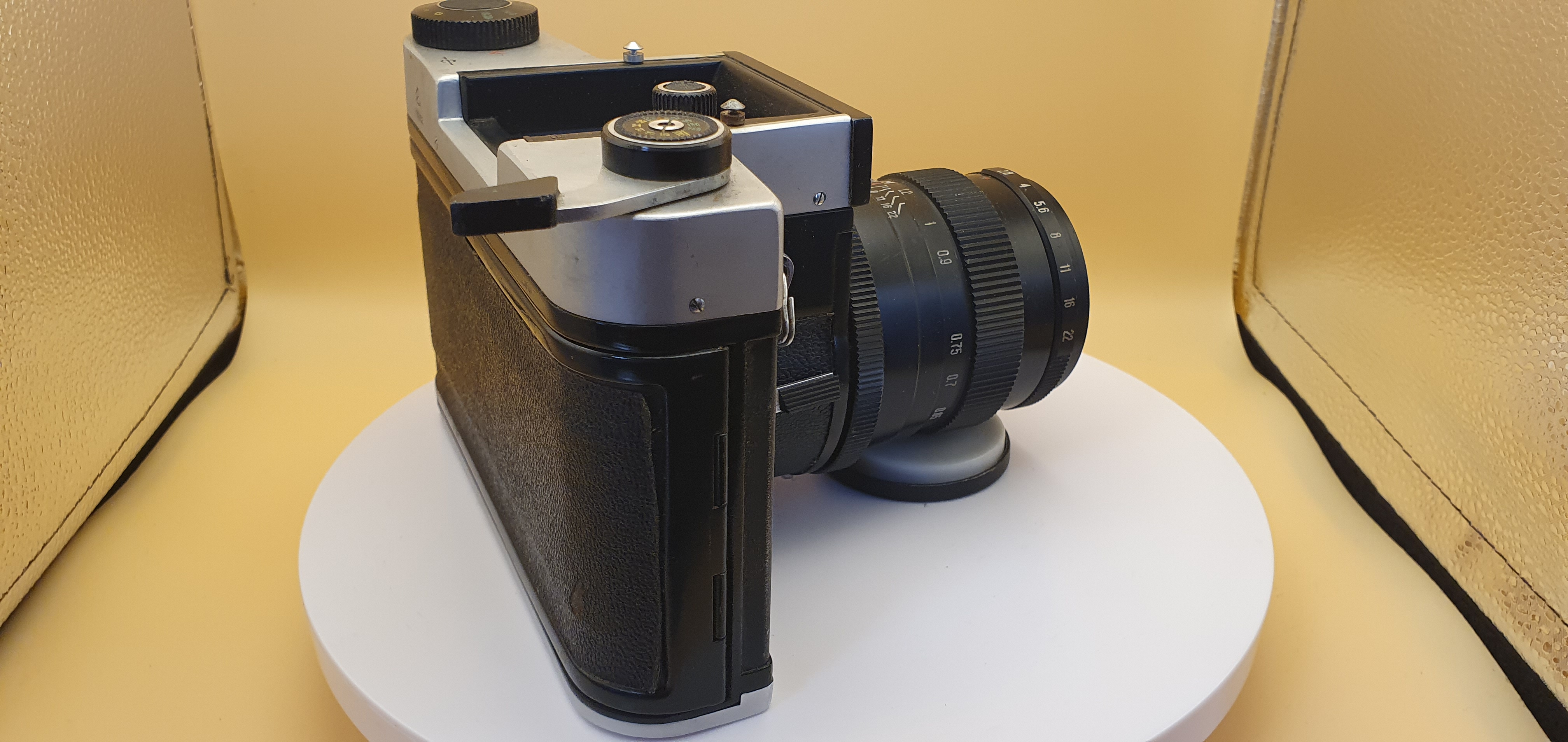 Фотоаппарат плёночный Киев 6С - 8