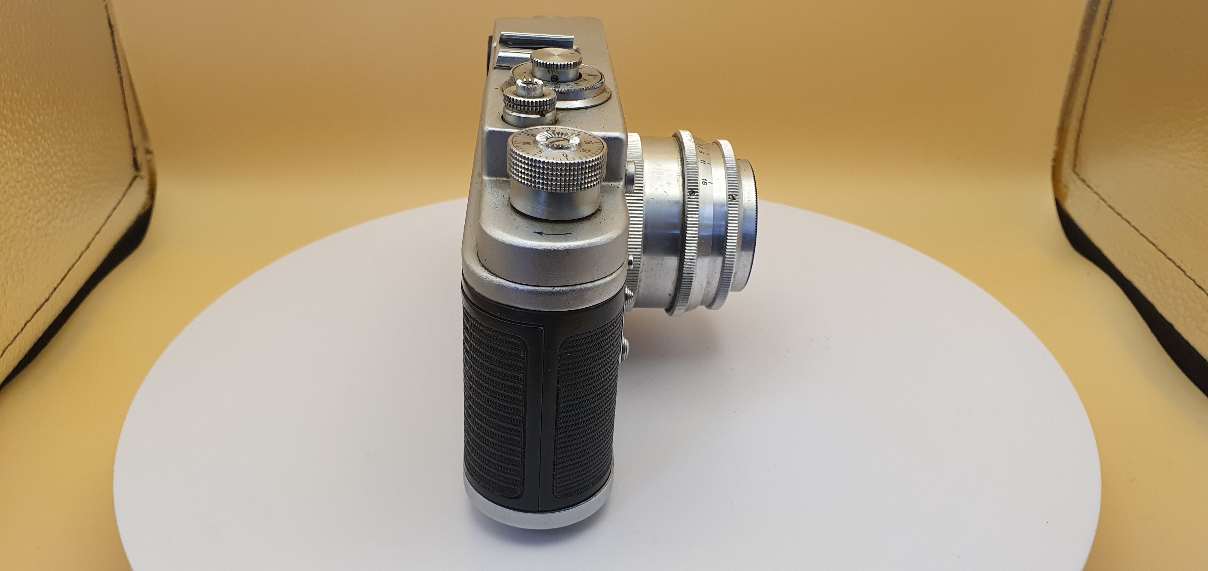 Фотоаппарат плёночный Зоркий 4 - 8