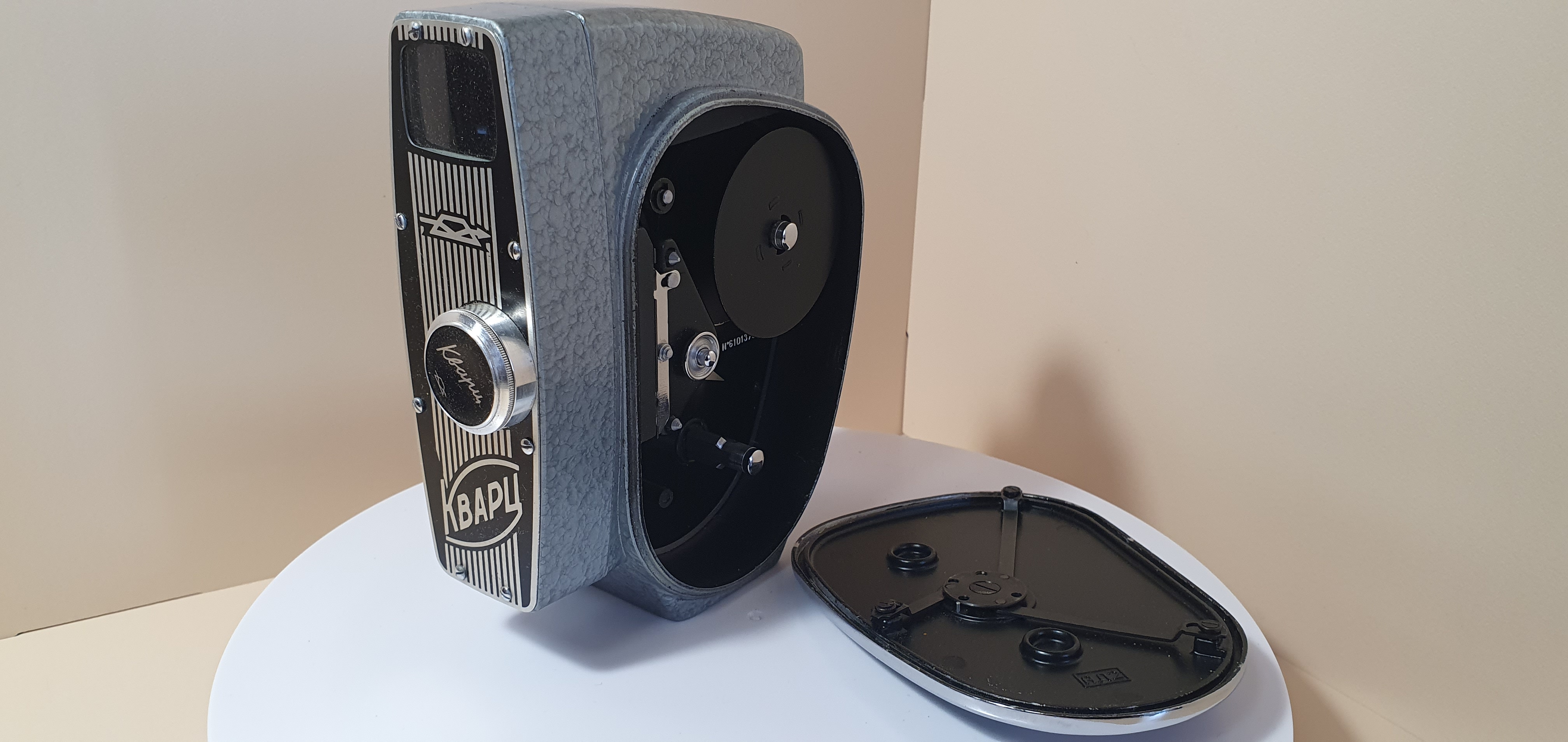 Кинокамера Кварц - 11