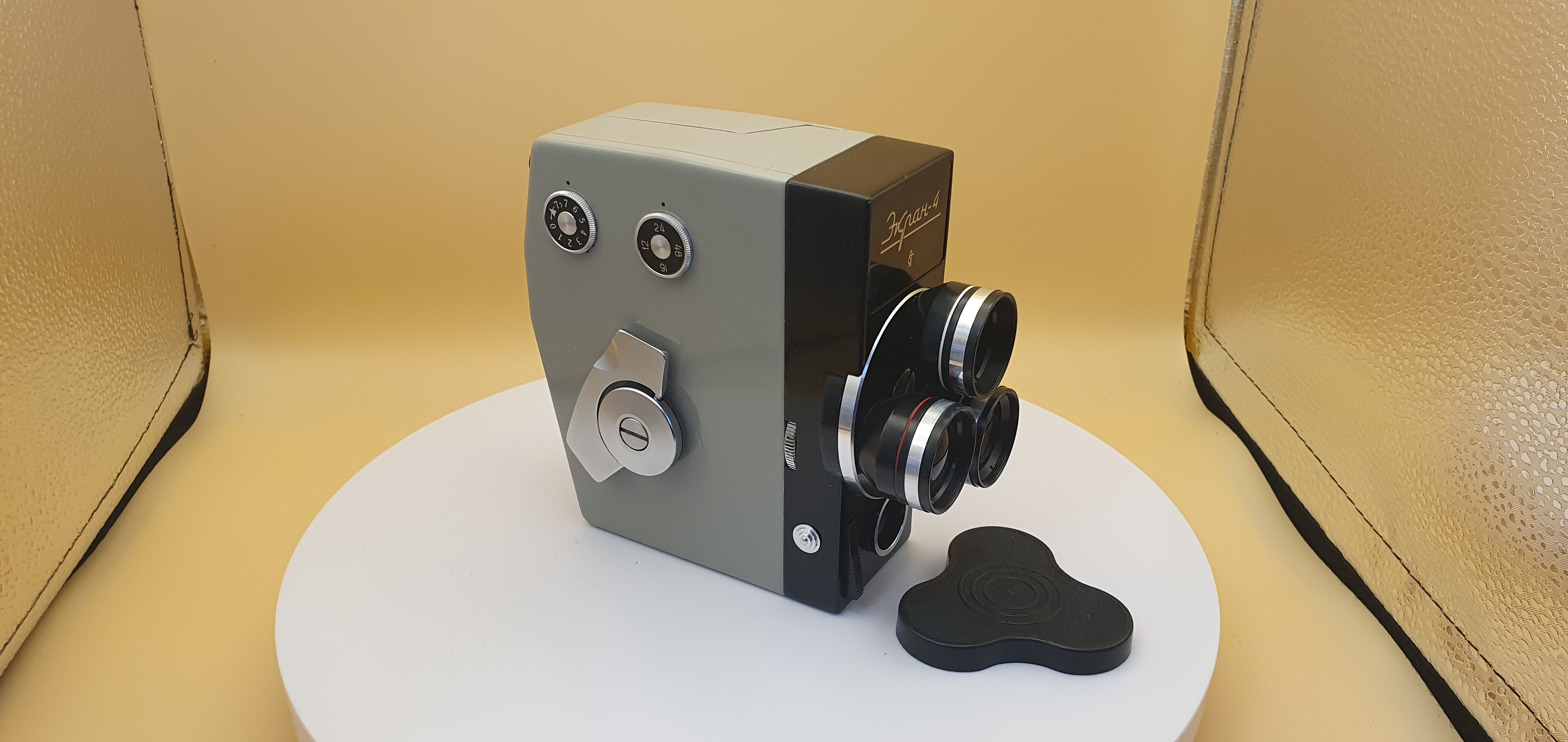 Кинокамера Экран 4 - 10