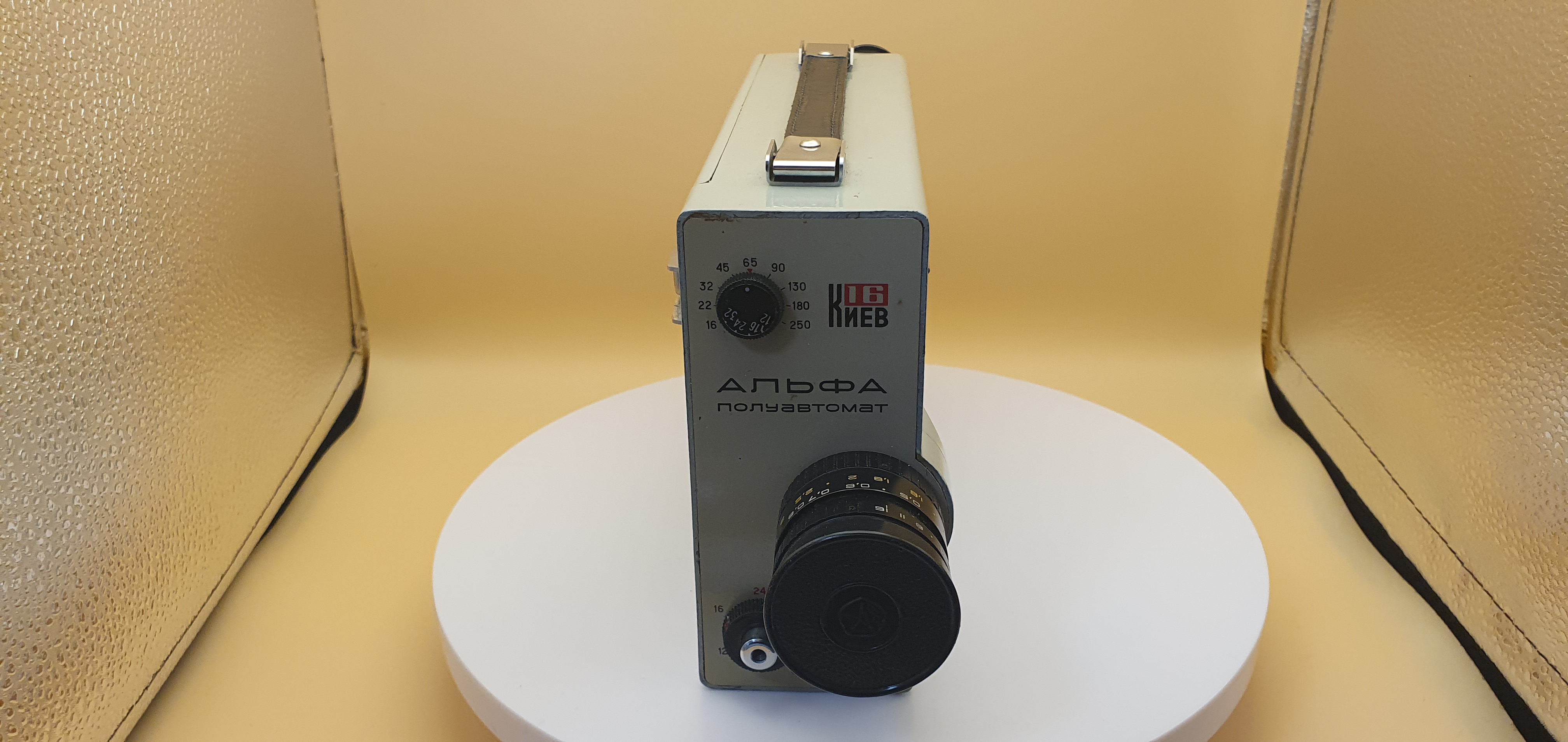 Кинокамера Киев 16 Альфа полуавтомат - 2
