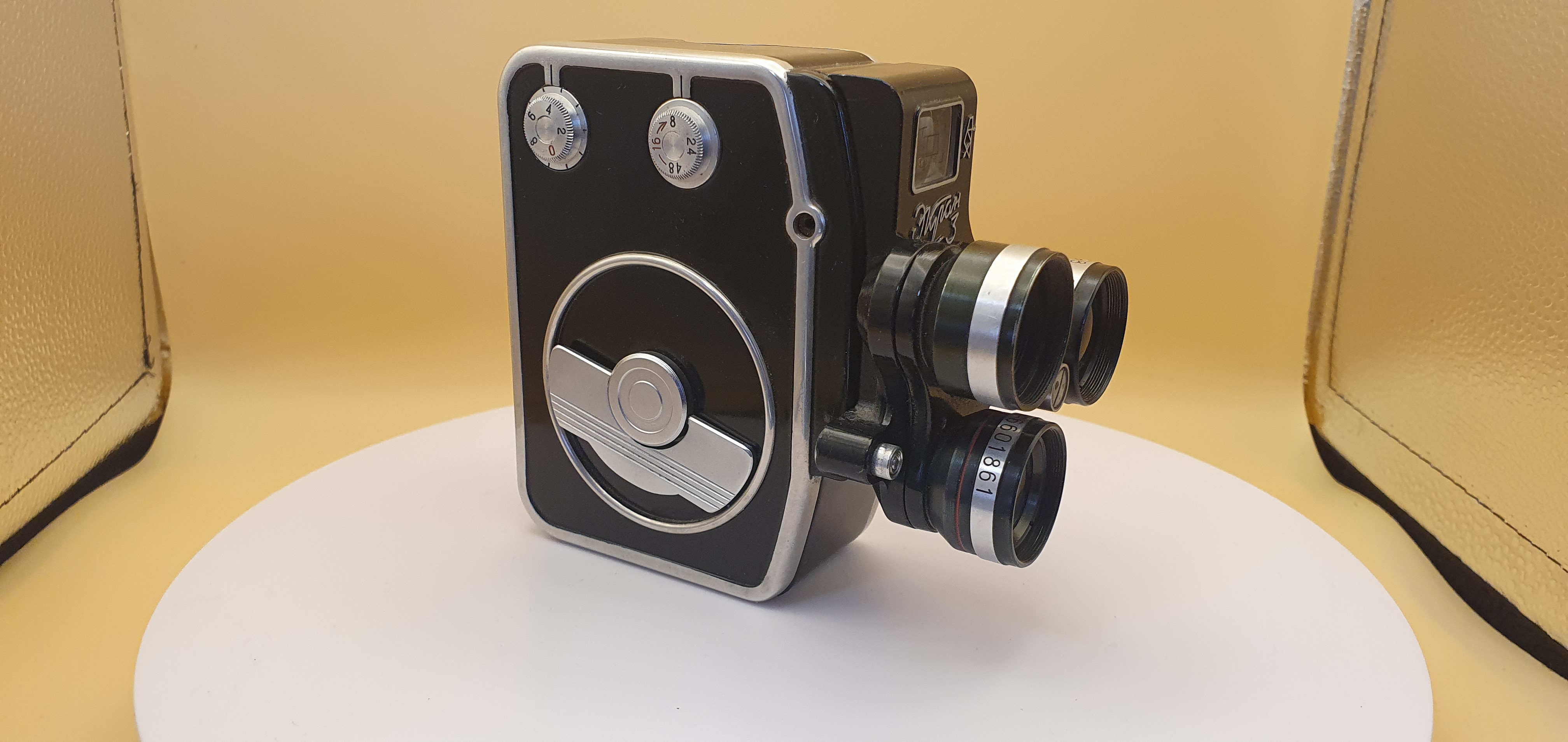 Кинокамера Экран 3 - 11