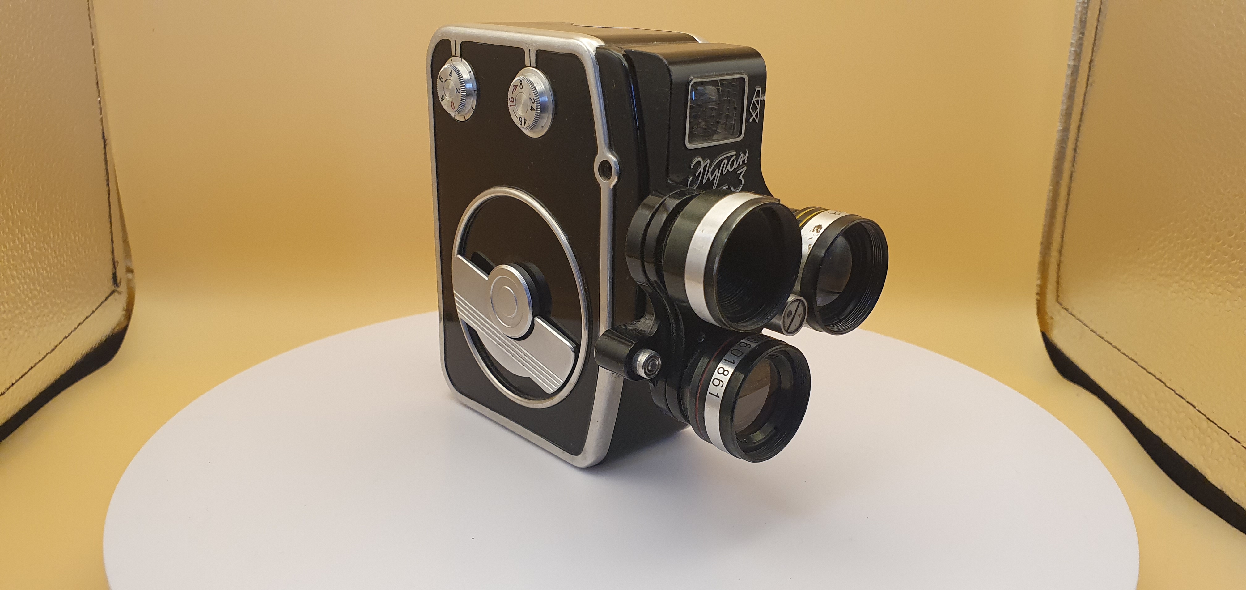 Кинокамера Экран 3 - 12