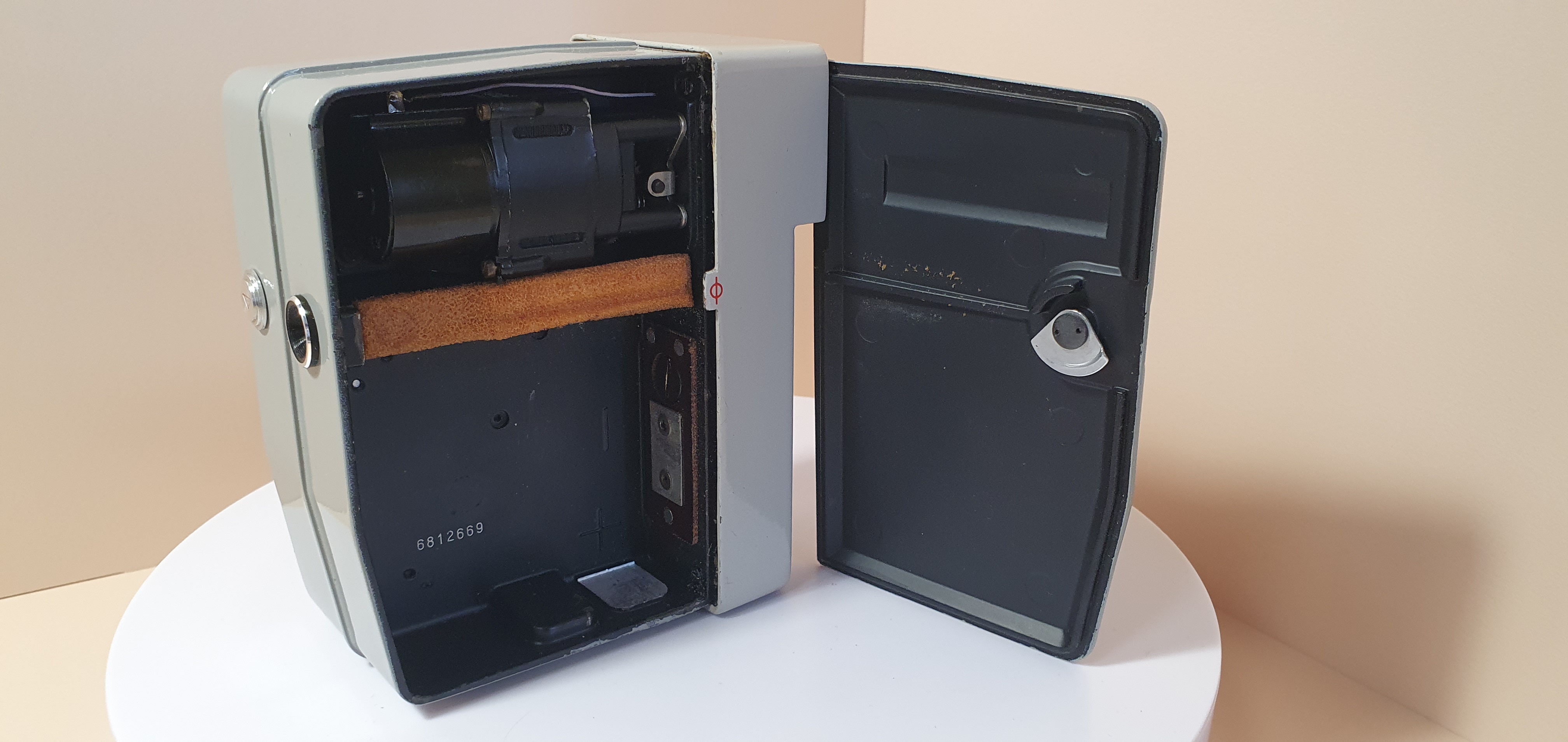 Кинокамера Аврора - 11