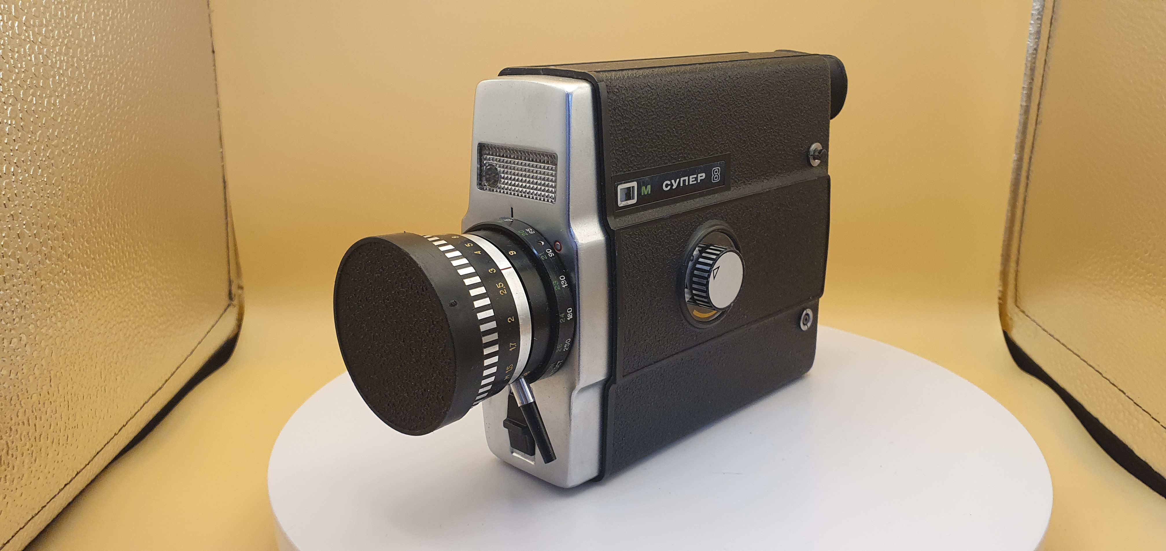 Кинокамера Аврора 215 - 5