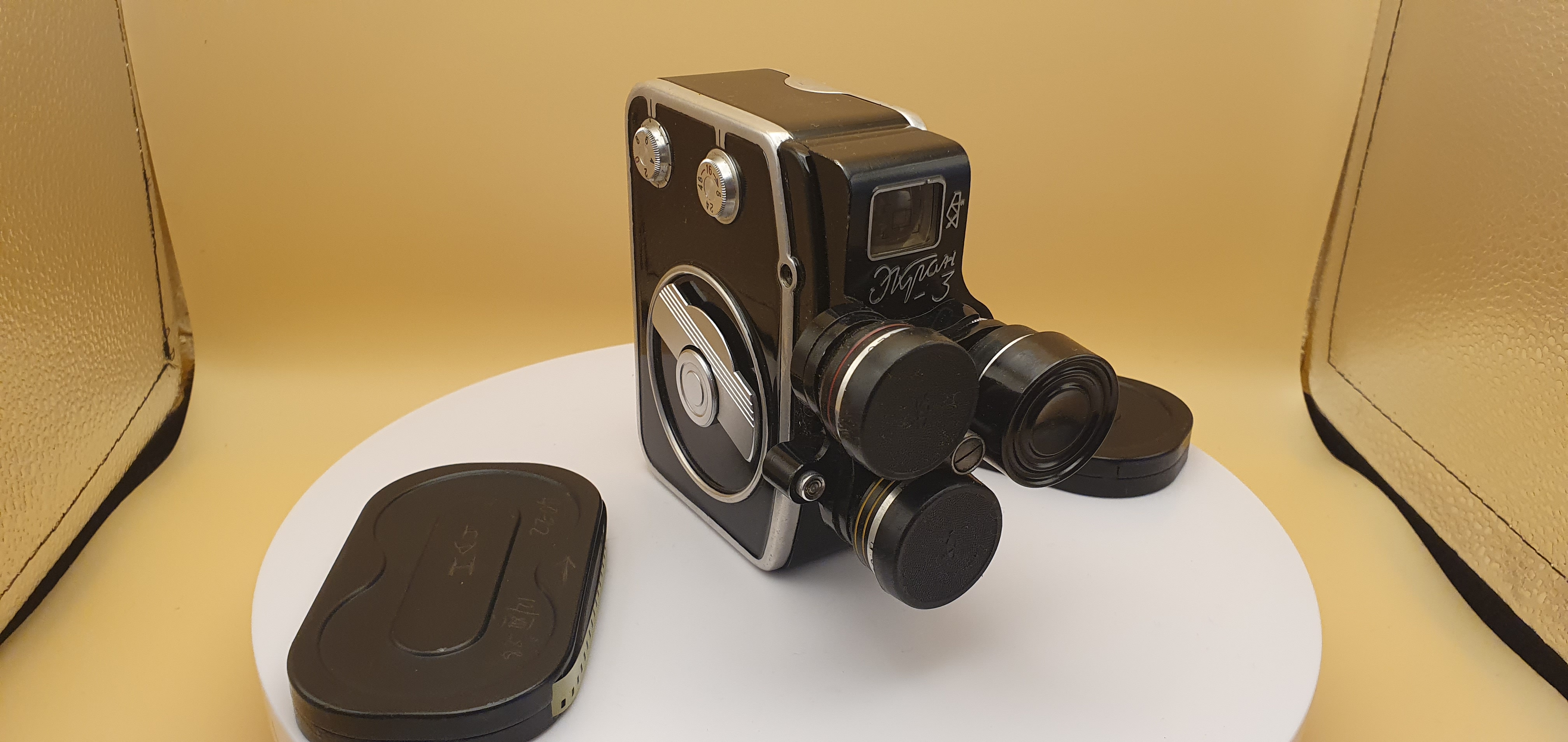 Кинокамера Экран 3 - 12