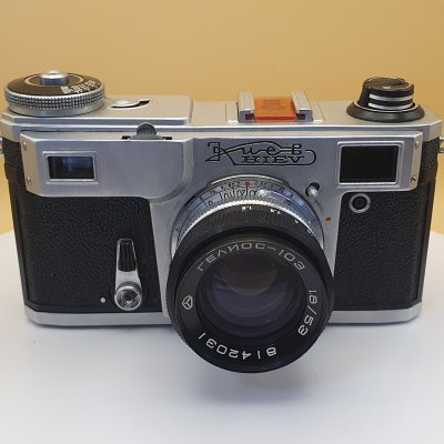 Фотоаппарат плёночный Киев 4АМ