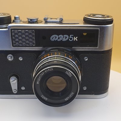 Фотоаппарат плёночный ФЭД 5к
