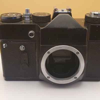 Фотоаппарат плёночный Зенит