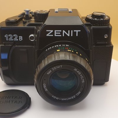 Фотоаппарат плёночный Зенит 122В
