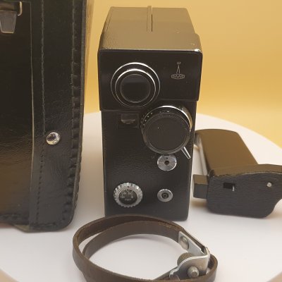 Кинокамера Аврора Супер 2х8