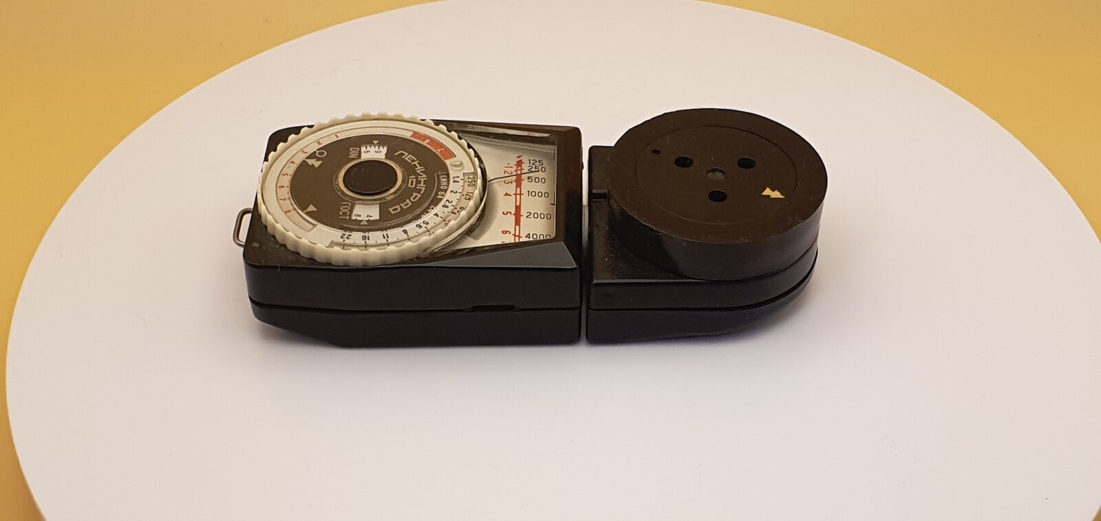 Light meter Leningrad 10, exhibit E015, photo 4 of 9