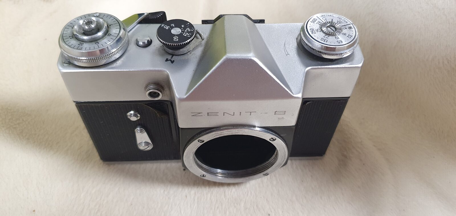 Film camera Zenit V, exhibit F041, photo 1 of 4