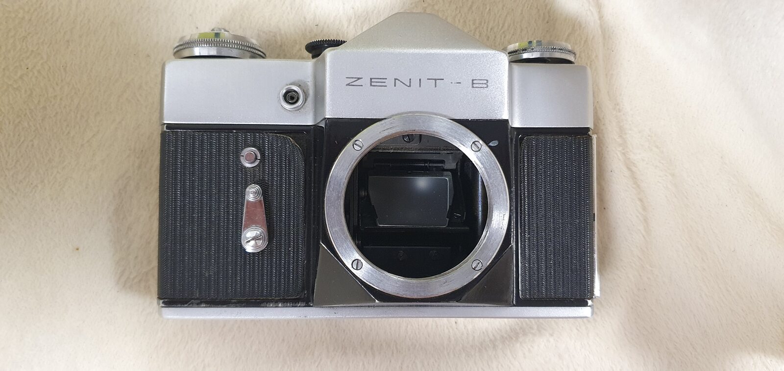 Film camera Zenit V, exhibit F041, photo 2 of 4