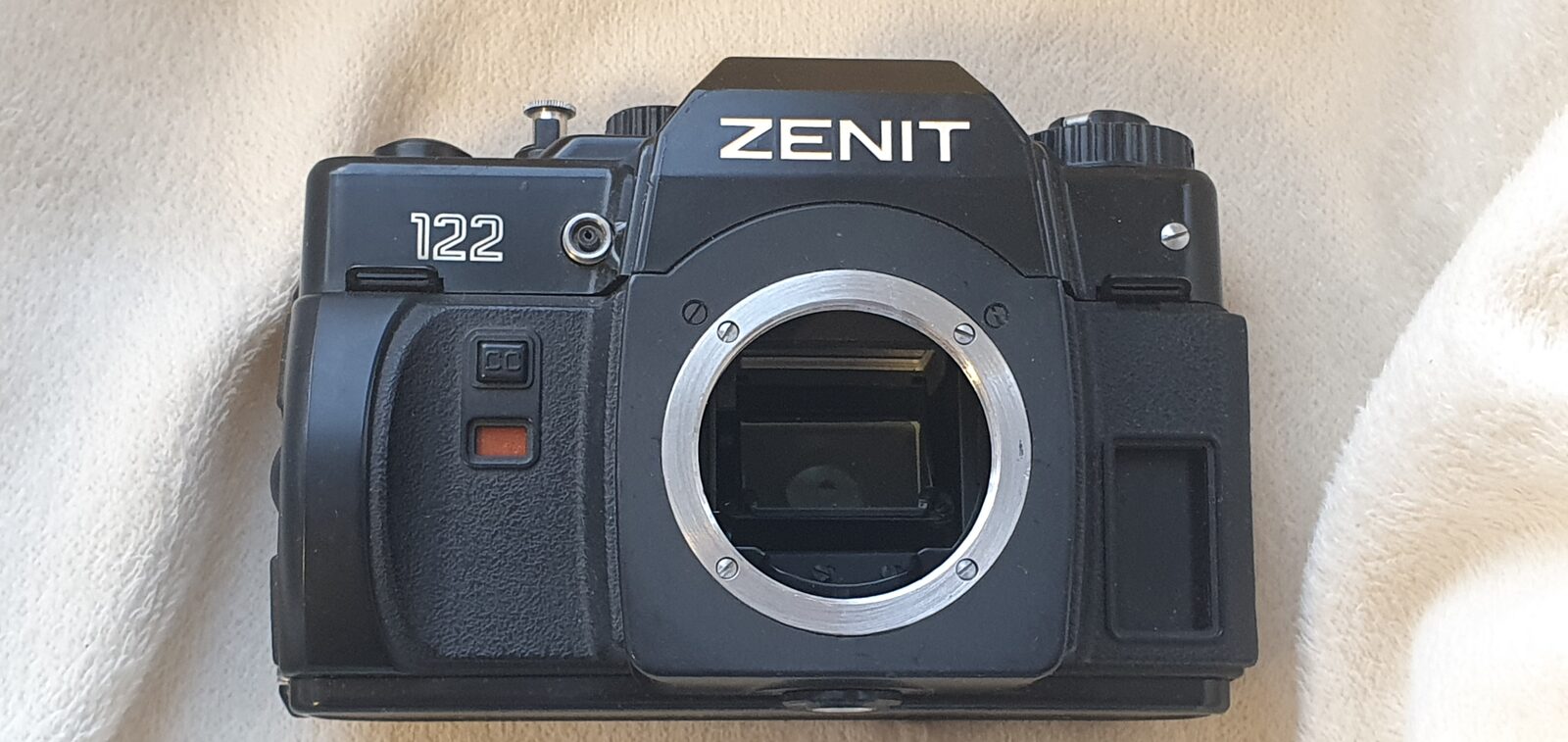 Film camera Zenit 122, exhibit F046, photo 2 of 6