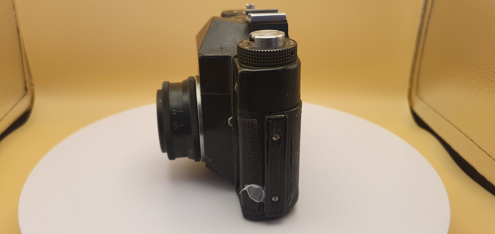 Film camera Zenit TTL, exhibit F110, photo 3 of 8