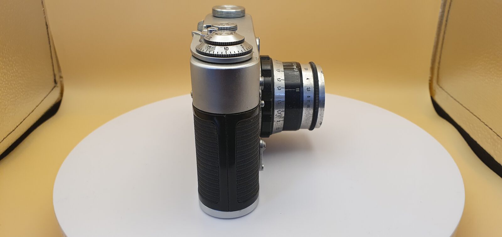 Film camera FED 2, exhibit F111, photo 10 of 12