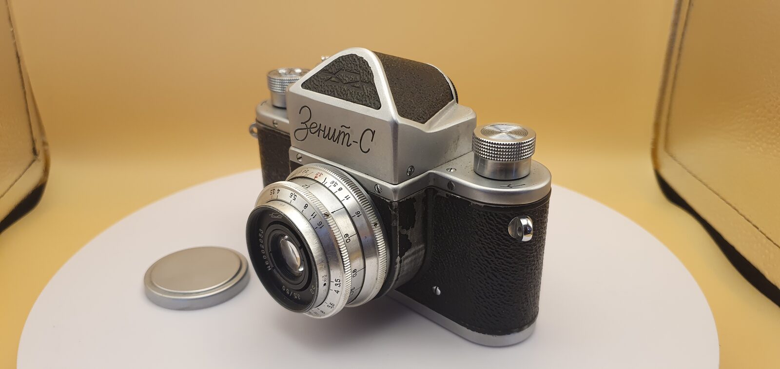 Film camera Zenit S, exhibit F128, photo 3 of 11