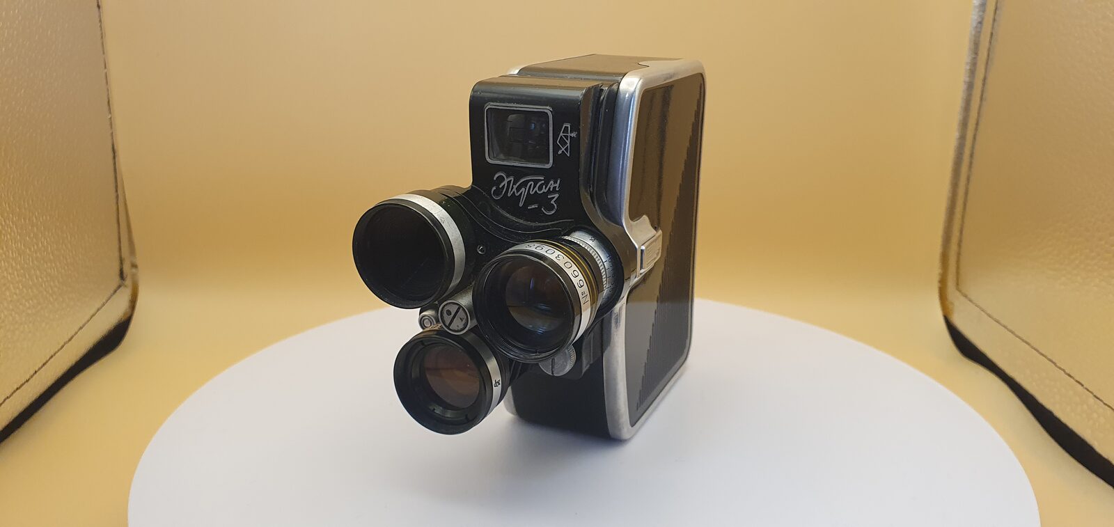 Movie camera Ekran 3, exhibit F134, photo 2 of 13