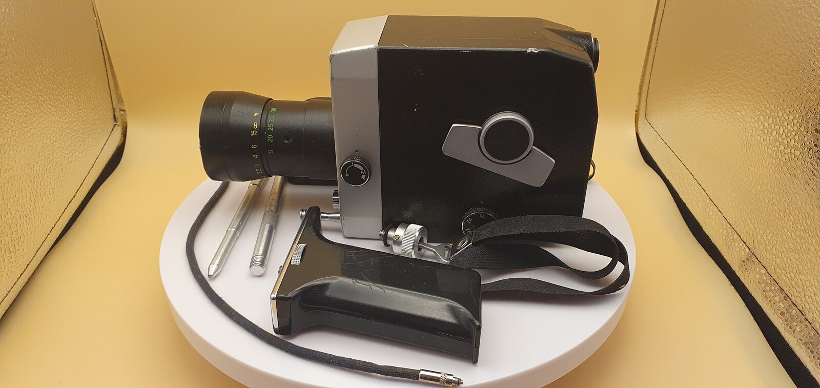Movie camera Kvarts 1kh8S-2, exhibit F141, photo 4 of 12