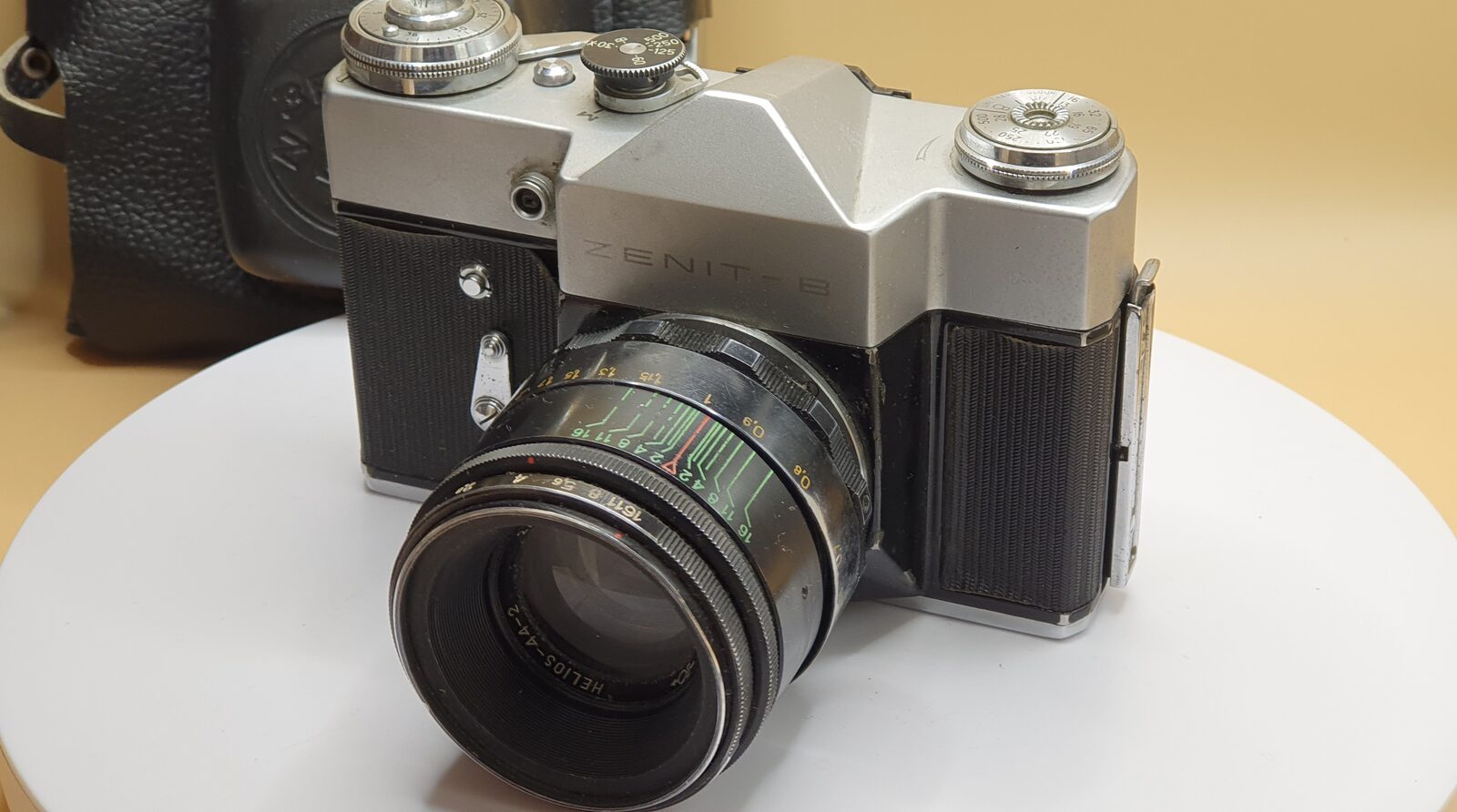 Film camera Zenit V, exhibit F159, photo 2 of 9