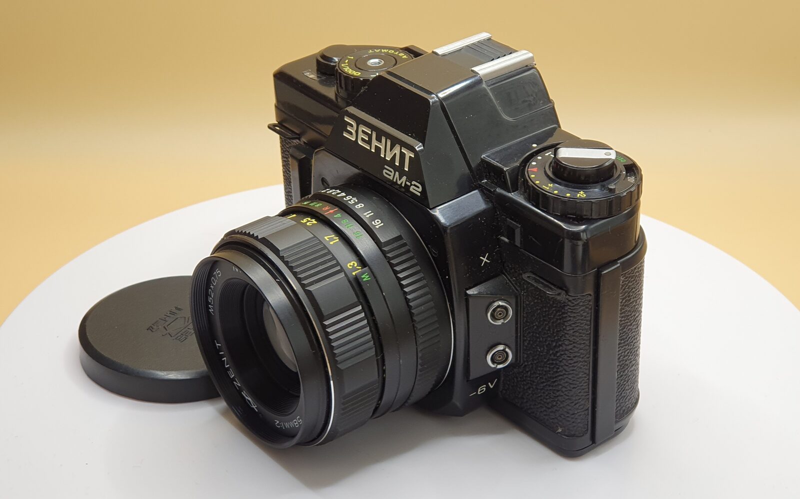 Film camera Zenit AM2, exhibit F163, photo 3 of 9